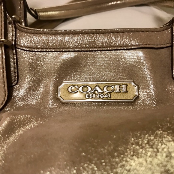 Coach sparkly leather handbag - Picture 4 of 6